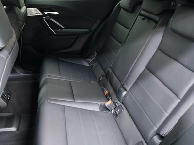 2025 BMW IX2 — миниатюра 14