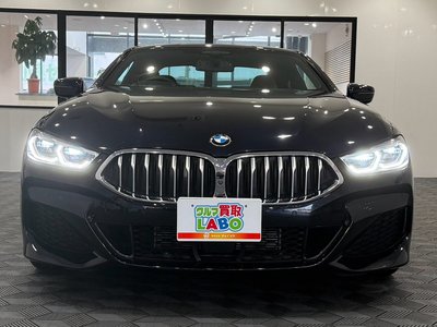 2020 BMW 8 SERIES photo 4