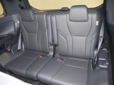 2024 Toyota ALPHARD — фото 16
