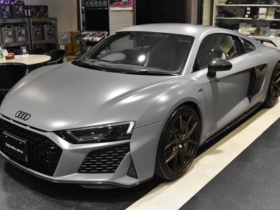 2024 AUDI R8 photo 8