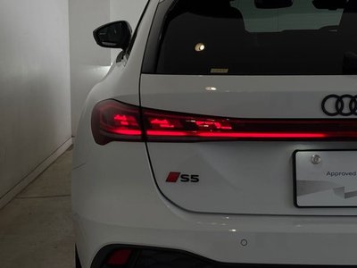 2025 AUDI S5 AVANT photo 15