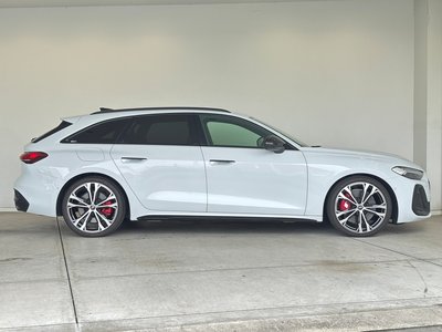 2025 AUDI S5 AVANT photo 10