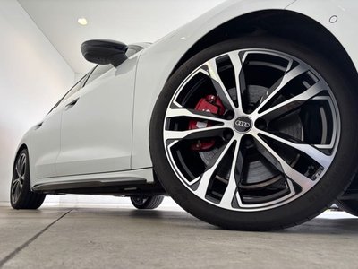 2025 AUDI S5 AVANT photo 11