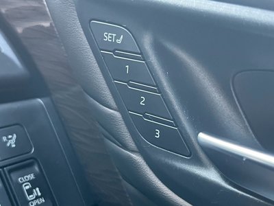 2023 Toyota ALPHARD — фото 30