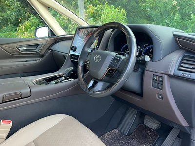 2023 Toyota ALPHARD — фото 13
