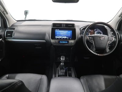 صورة 5 لـ 2021 Toyota LAND CRUISER PRADO
