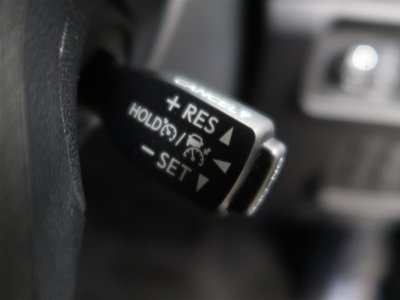 2021 Toyota LAND CRUISER PRADO — миниатюра 26