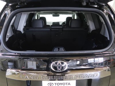 صورة 14 لـ 2021 Toyota LAND CRUISER PRADO