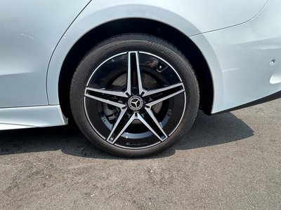 2025 Mercedes-BENZ C-CLASS thumbnail 42