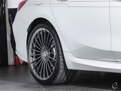 صورة 41 لـ 2024 BMW Alpina B8 GRAN COUPE