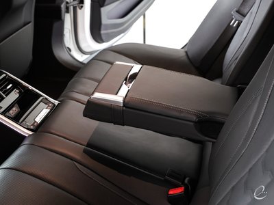صورة 74 لـ 2024 BMW Alpina B8 GRAN COUPE