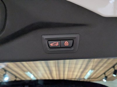2019 BMW X7 photo 16