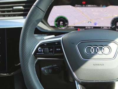 2024 AUDI Q8 SPORTBACK E-TRON thumbnail 24