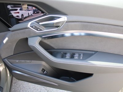 2024 AUDI Q8 SPORTBACK E-TRON photo 11