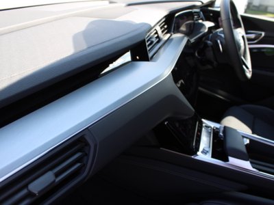2024 AUDI Q8 SPORTBACK E-TRON thumbnail 44