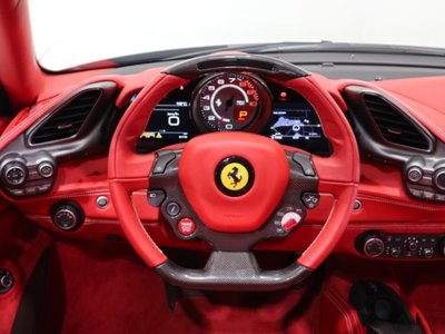 صورة مصغرة 30 لـ 2018 Ferrari 488 SPIDER