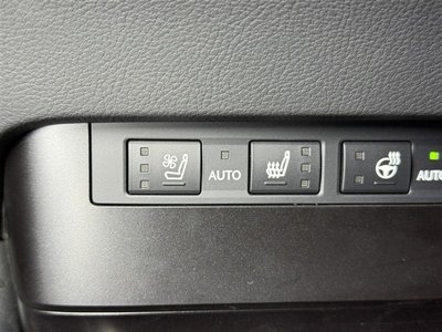 2023 Lexus ES — миниатюра 22