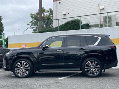 2023 Lexus LX — миниатюра 33