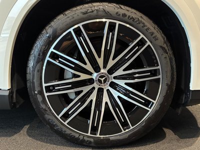 2026 Mercedes-BENZ EQE photo 6