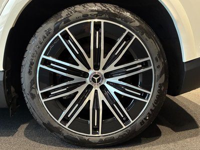 2026 Mercedes-BENZ EQE photo 4