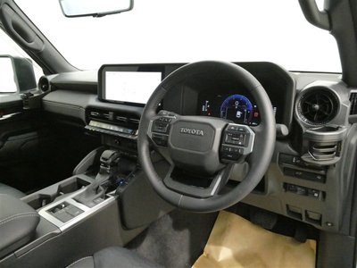 2025 Toyota LAND CRUISER 250 thumbnail 21