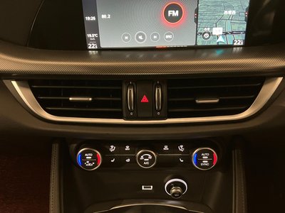 صورة 9 لـ 2025 ALFA Romeo STELVIO