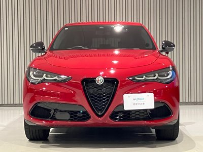 صورة 2 لـ 2025 ALFA Romeo STELVIO