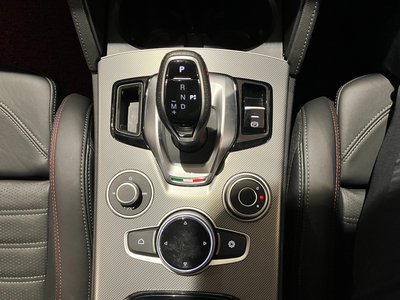 صورة 7 لـ 2025 ALFA Romeo STELVIO