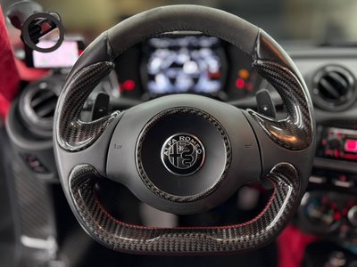 2015 ALFA Romeo 4C — фото 31