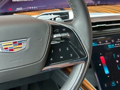 2025 Cadillac ESCALADE — миниатюра 43