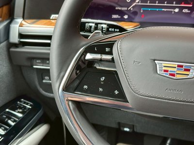 2025 Cadillac ESCALADE — миниатюра 42