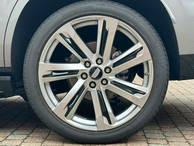 2025 Cadillac ESCALADE — миниатюра 29