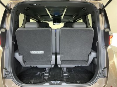 صورة 22 لـ 2024 Toyota ALPHARD