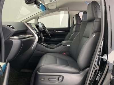 صورة 43 لـ 2021 Toyota ALPHARD