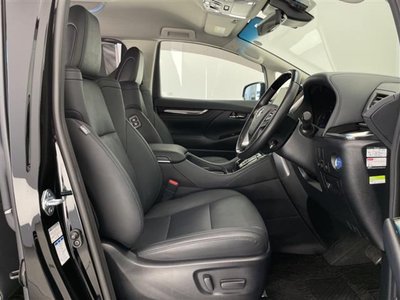 صورة 36 لـ 2021 Toyota ALPHARD