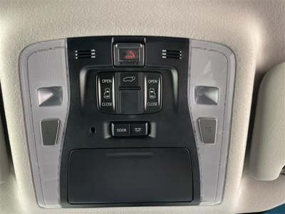 صورة 32 لـ 2021 Toyota ALPHARD