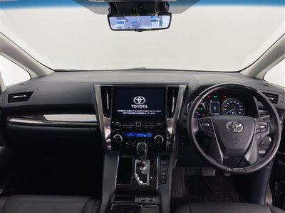 صورة 58 لـ 2021 Toyota ALPHARD