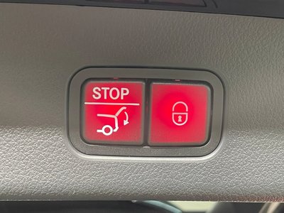 2026 Mercedes-BENZ GLC 缩略图 12