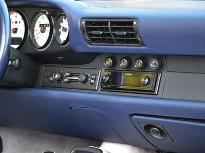 1992 Porsche 911 — миниатюра 11