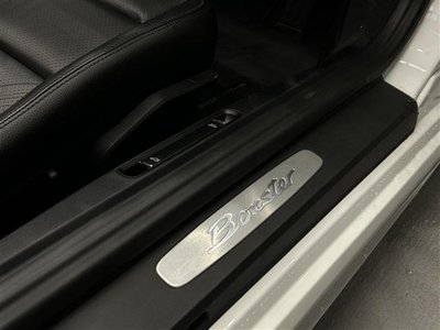 2018 Porsche 718 thumbnail 30