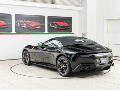2025 Ferrari ROMA SPIDER thumbnail 24
