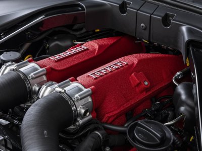 2025 Ferrari ROMA SPIDER thumbnail 32