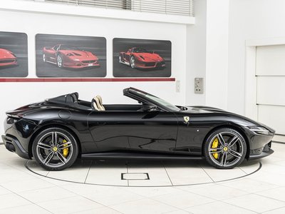 2025 Ferrari ROMA SPIDER thumbnail 20