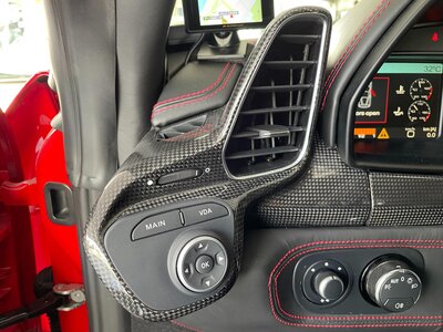 صورة 94 لـ 2010 Ferrari 458 ITALIA