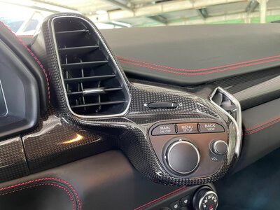 صورة 100 لـ 2010 Ferrari 458 ITALIA