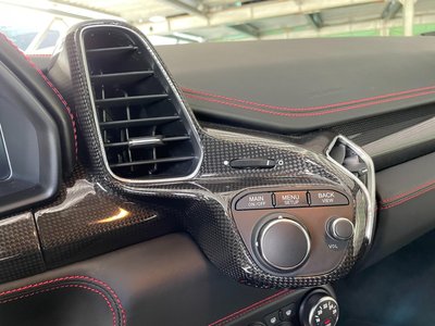 صورة 101 لـ 2010 Ferrari 458 ITALIA