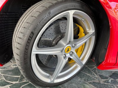 صورة 5 لـ 2010 Ferrari 458 ITALIA
