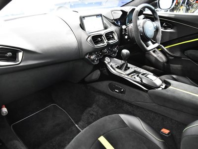 2020 Aston Martin VANTAGE — миниатюра 10