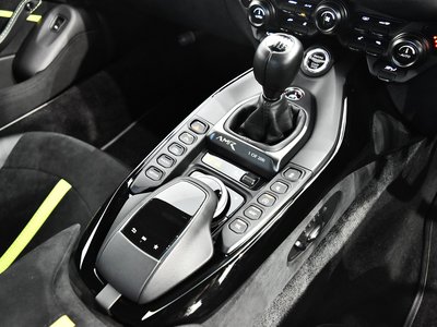 2020 Aston Martin VANTAGE — миниатюра 12