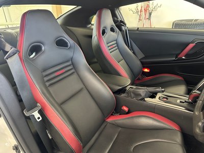 2013 Nissan GT-R 照片 9
